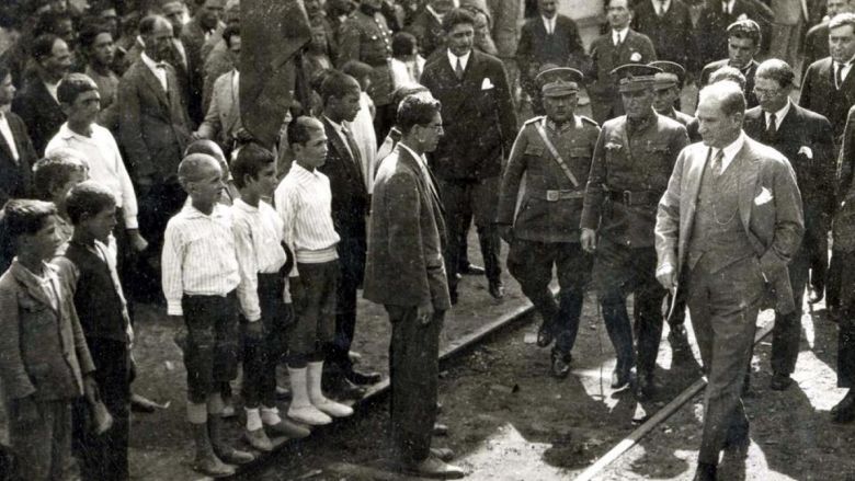 Senaryosunu Atatürk'ün Yazdığı Film: "Ben Bir İnkılap Çocuğuyum"