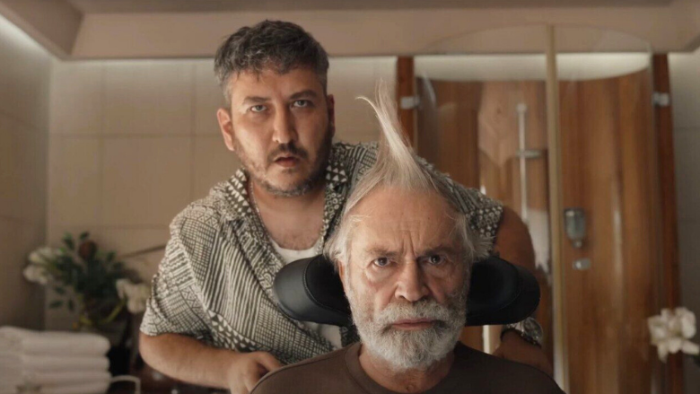 Yıllar Sonra Sinema Salonunda Herkesi YAN YANA Getiren O Film!